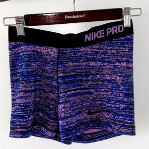 Nike Pro